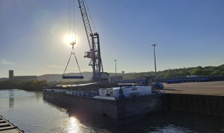 VNF crée sa première filiale portuaire