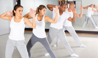 Harmonie Mutuelle en soutien aux femmes victimes de violences intrafamiliales