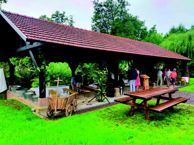 Avant - Après, lavoir de Morsbronn les Bains (67) © Fondation du patrimoine - Commune de Morsbronn les Bains